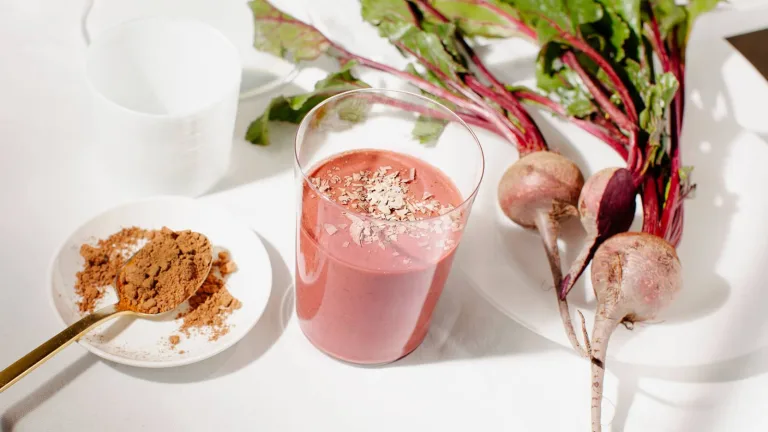 Red Velvet Metabolism Smoothie, Sakara Life Recipe, Sakara Life Smoothie