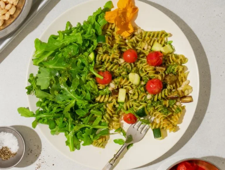 Signature Nutrition Program, Sakara Life, Pesto Pasta, Plant-based