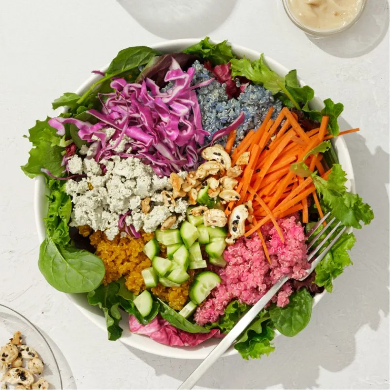 TECHNICOLOR QUINOA SALAD